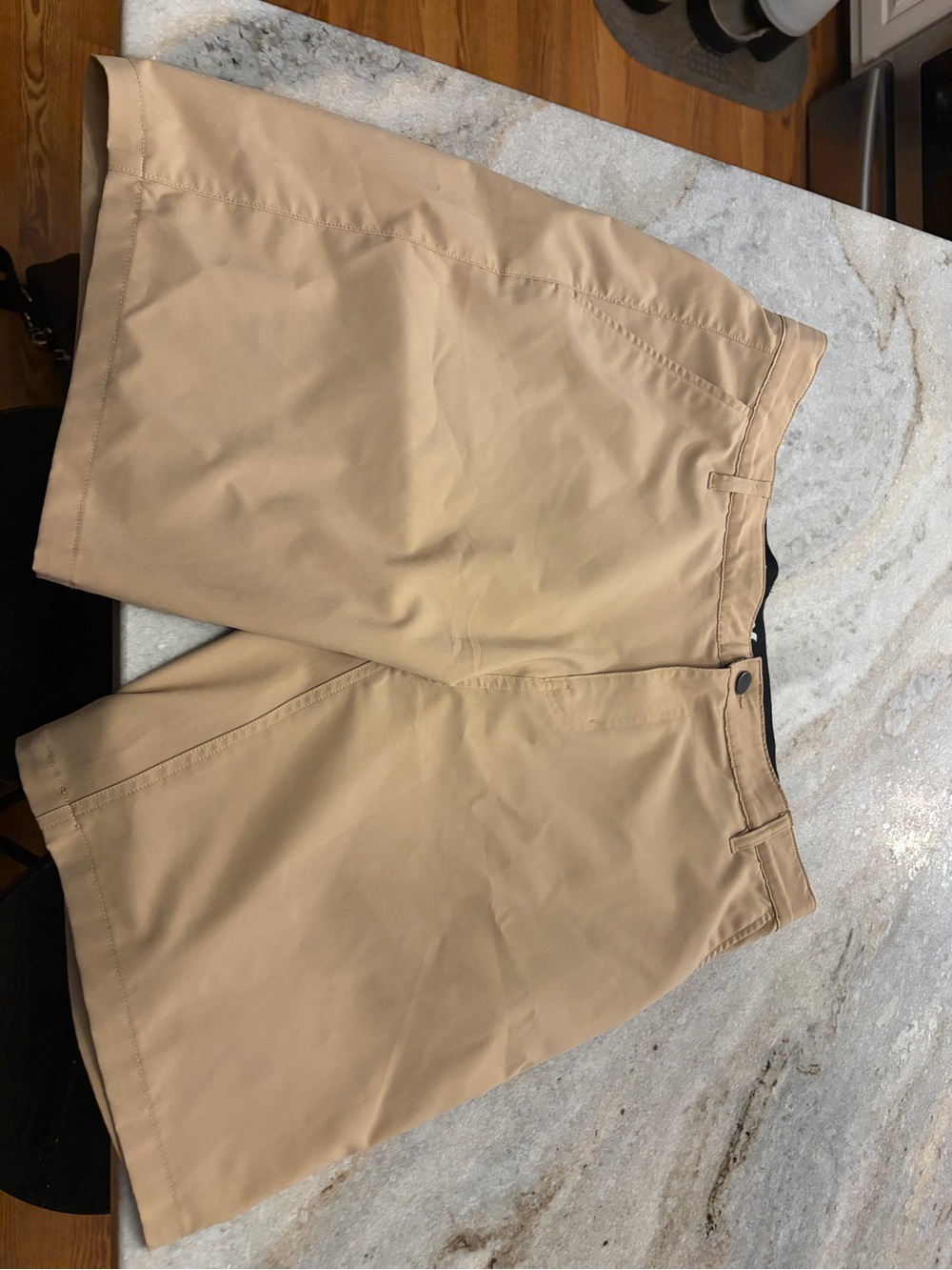 Men's Hurley Casual Khaki Shorts - Neutral Tan size 38 great shape